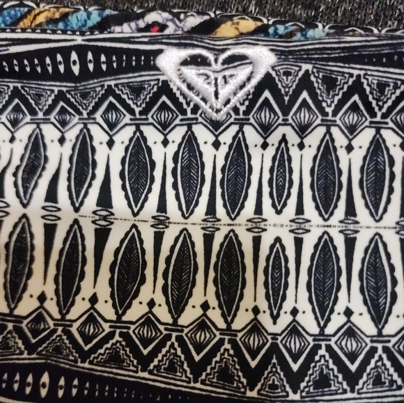 Roxy Reversible Bikini 👙 - Picture 4 of 7